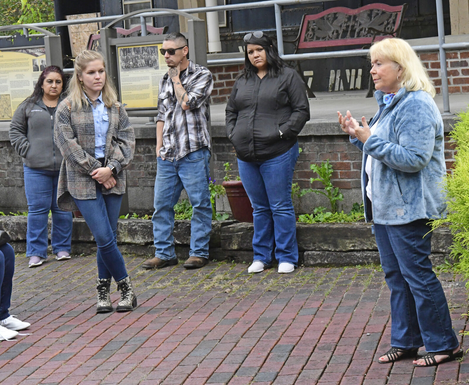 211013-news-bramwelltour-JN.jpg